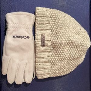 NWOT Bundle Columbia Women’s W Thermarator Gloves & Ali Peak II Beanie Chalk